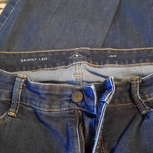 St. John's Bay 16w Skinny Jeans